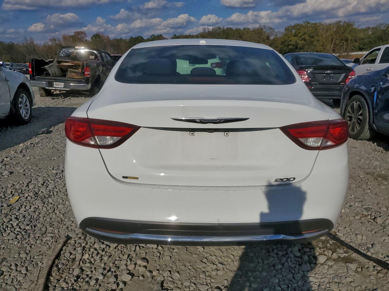 2015 Chrysler 200 Limited VIN: 1C3CCCAB6FN617134 Lot: 93397475
