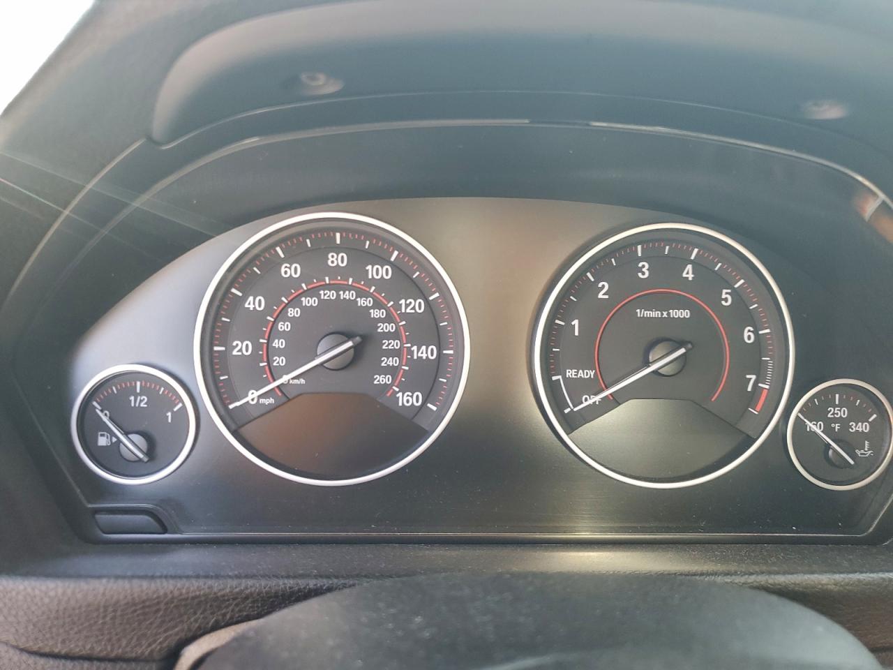 Фото: WBA8B9G52JNU96391