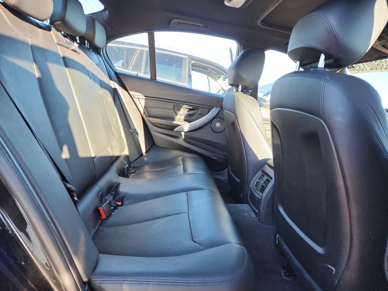 2015 BMW 335 Xi VIN: WBA3B9C59FF589782 Lot: 93602135