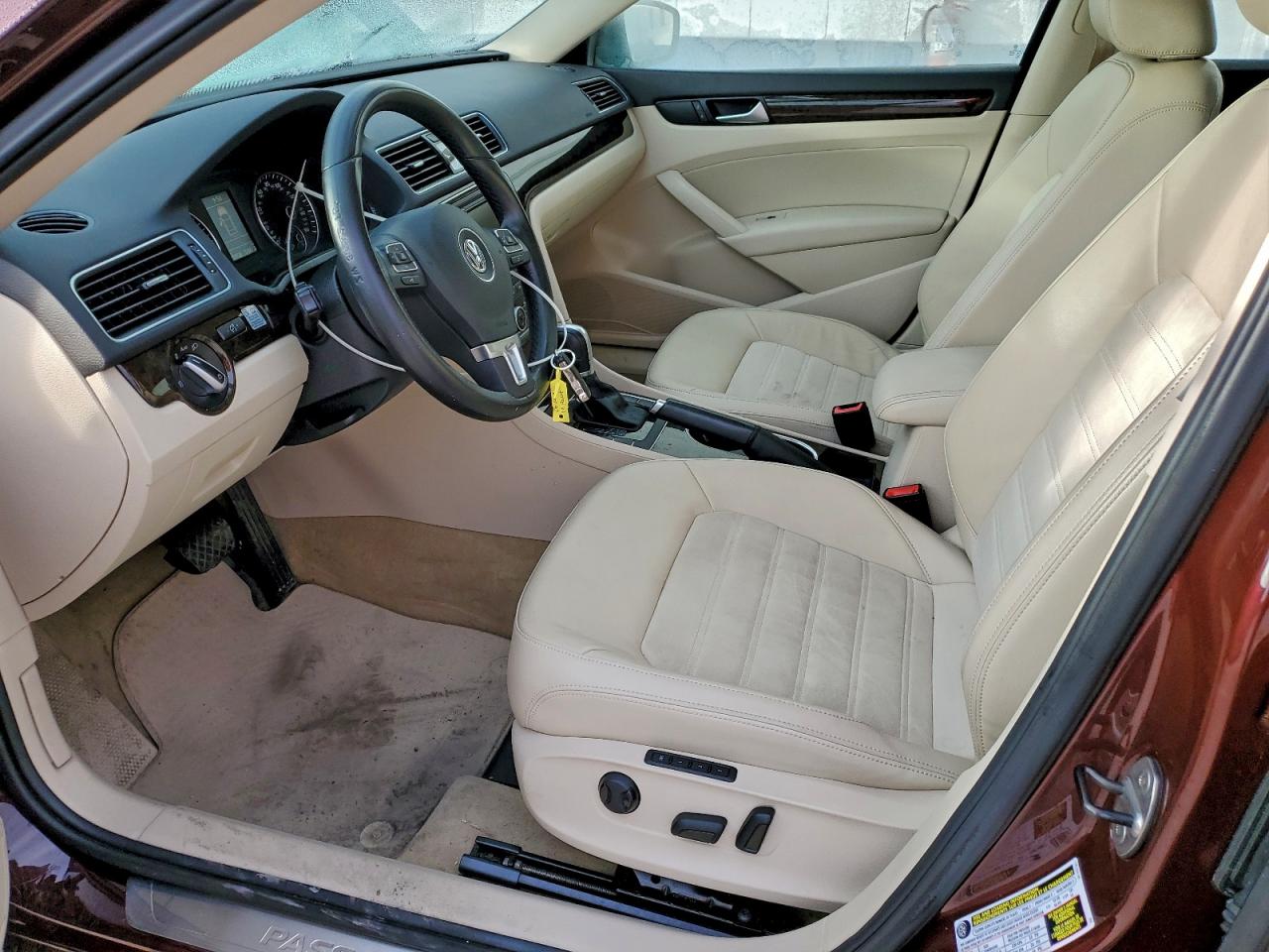 2014 Volkswagen Passat Sel VIN: 1VWCN7A37EC103841 Lot: 93914625