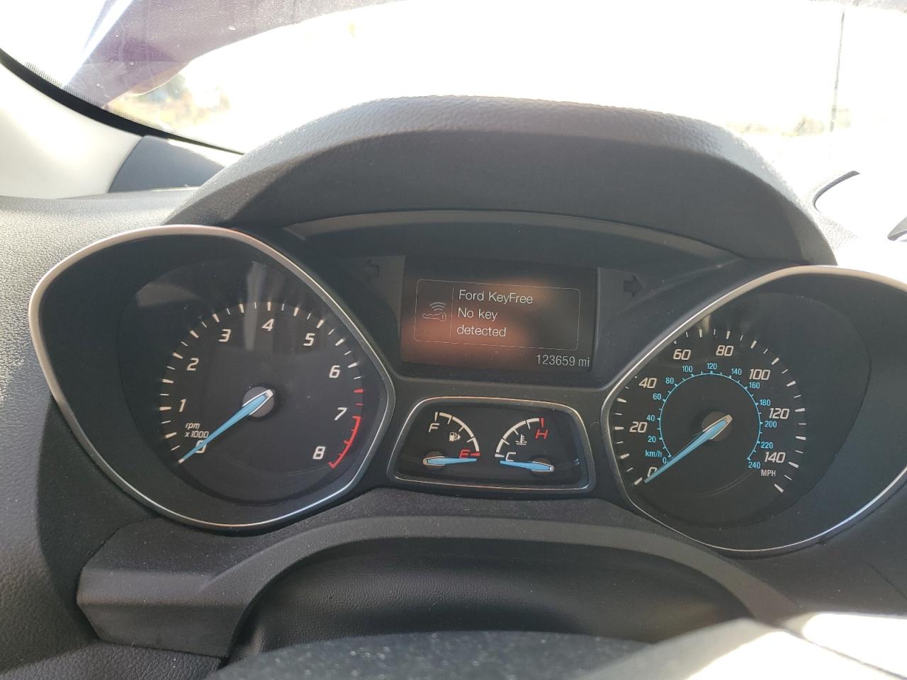 2015 Ford Escape Titanium VIN: 1FMCU9J95FUB16682 Lot: 92305425