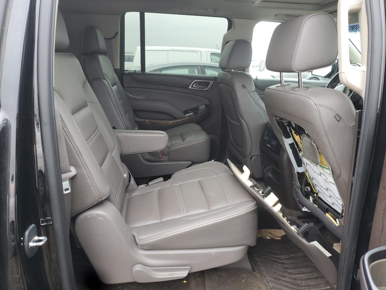 2015 GMC Yukon Xl Denali VIN: 1GKS2JKJ4FR746071 Lot: 92889495