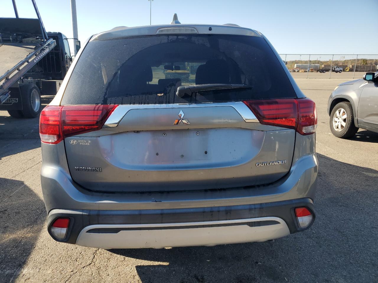 2019 Mitsubishi Outlander Es VIN: JA4AD2A30KZ007035 Lot: 89889015