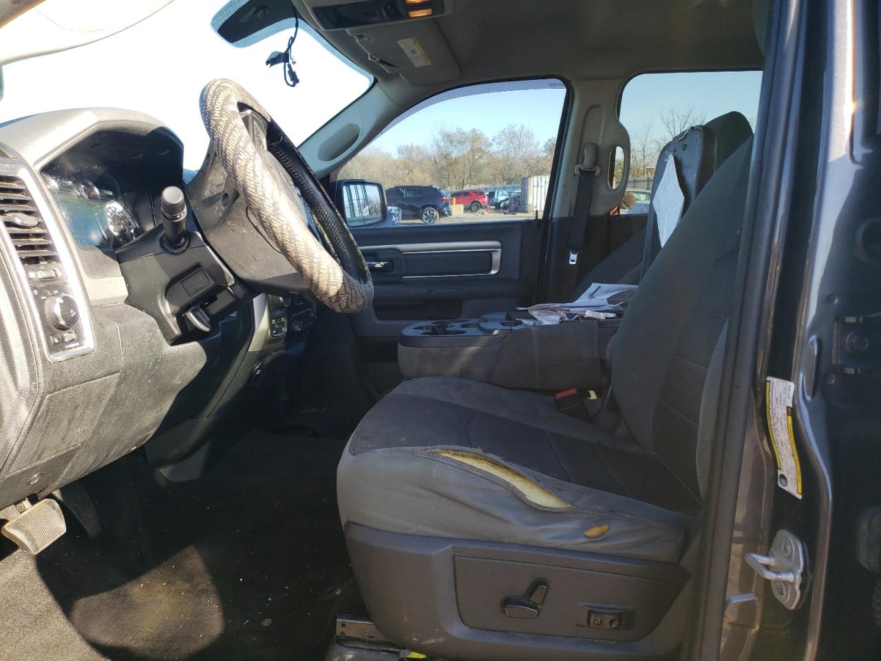 2018 Ram 1500 Slt VIN: 3C6RR7LT5JG171813 Lot: 92380275