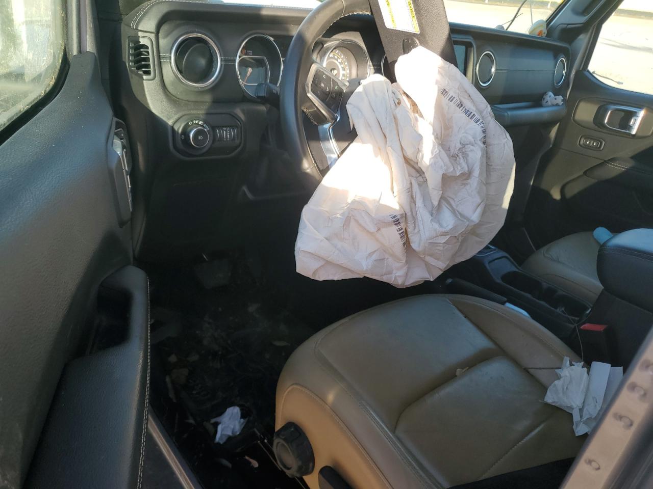 2019 Jeep Wrangler Unlimited Sahara VIN: 1C4HJXEG6KW540984 Lot: 90941525