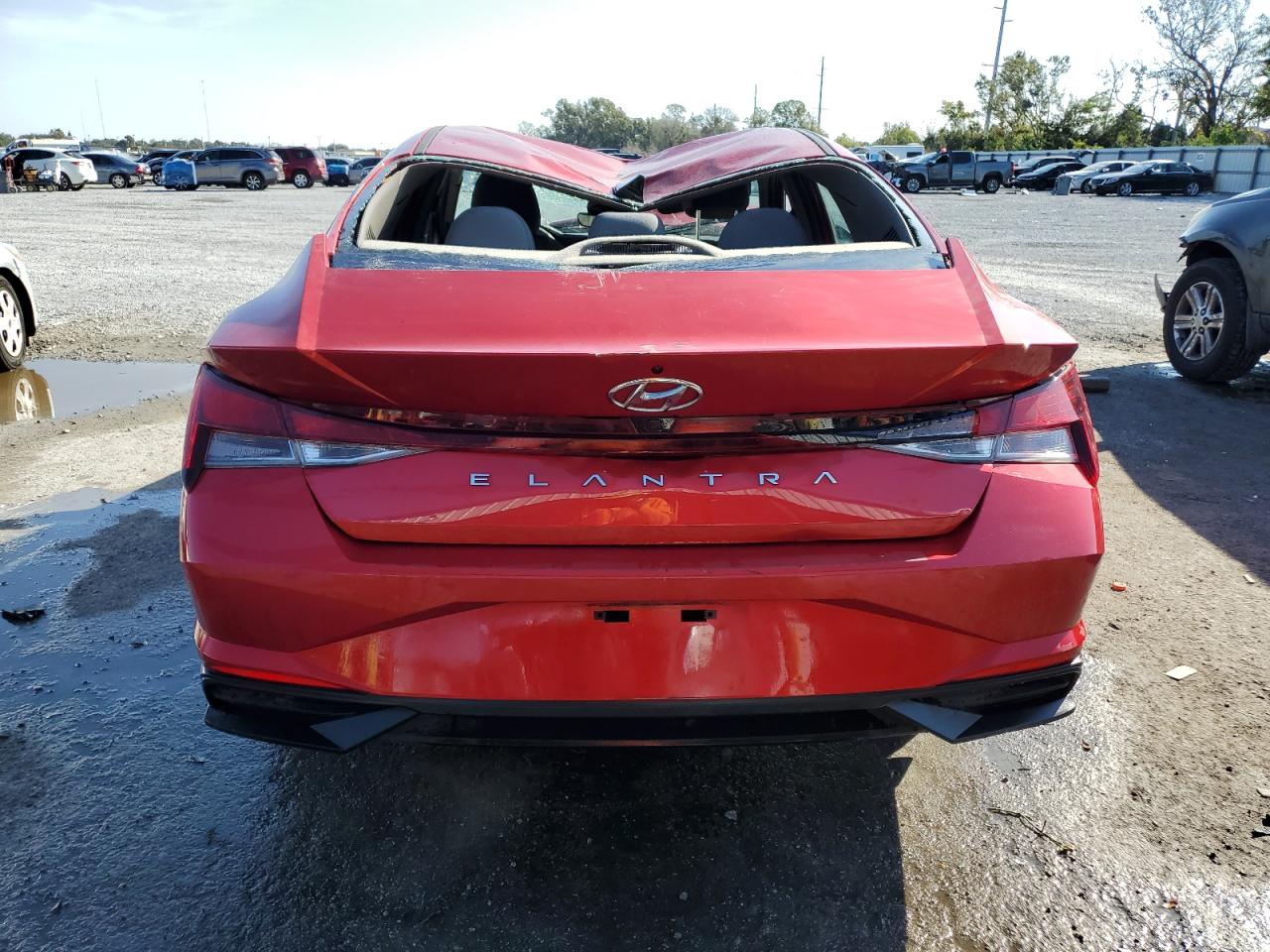 2022 Hyundai Elantra Sel VIN: 5NPLM4AG9NH083104 Lot: 92747835