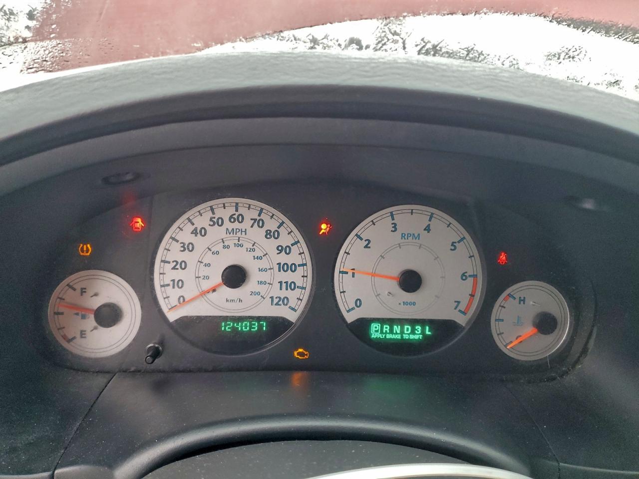 2005 Chrysler Town & Country Touring VIN: 2C4GP54L75R137316 Lot: 94653875