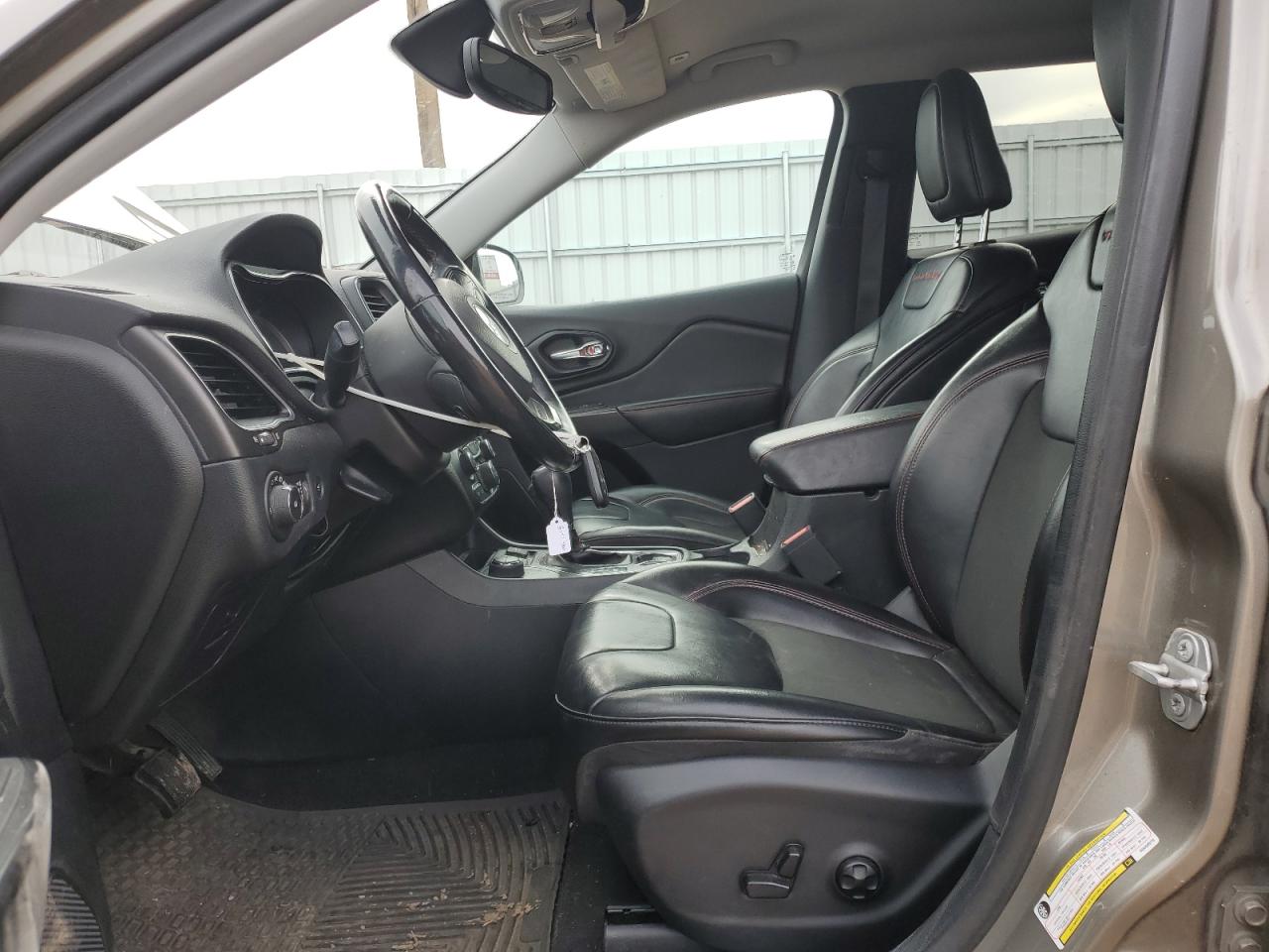 2019 Jeep Cherokee Trailhawk VIN: 1C4PJMBX3KD458575 Lot: 91715925