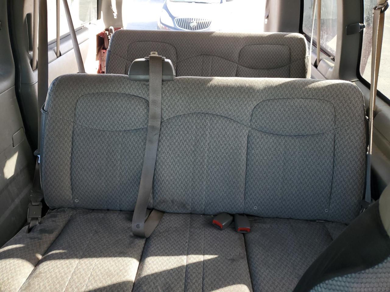 2006 Chevrolet Express G3500 VIN: 1GAHG35U861272142 Lot: 92082165