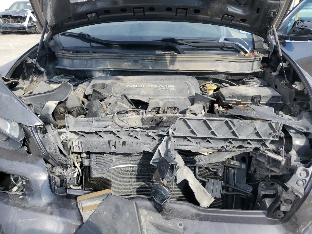 2016 Jeep Cherokee Latitude VIN: 1C4PJLCB0GW209613 Lot: 93607605