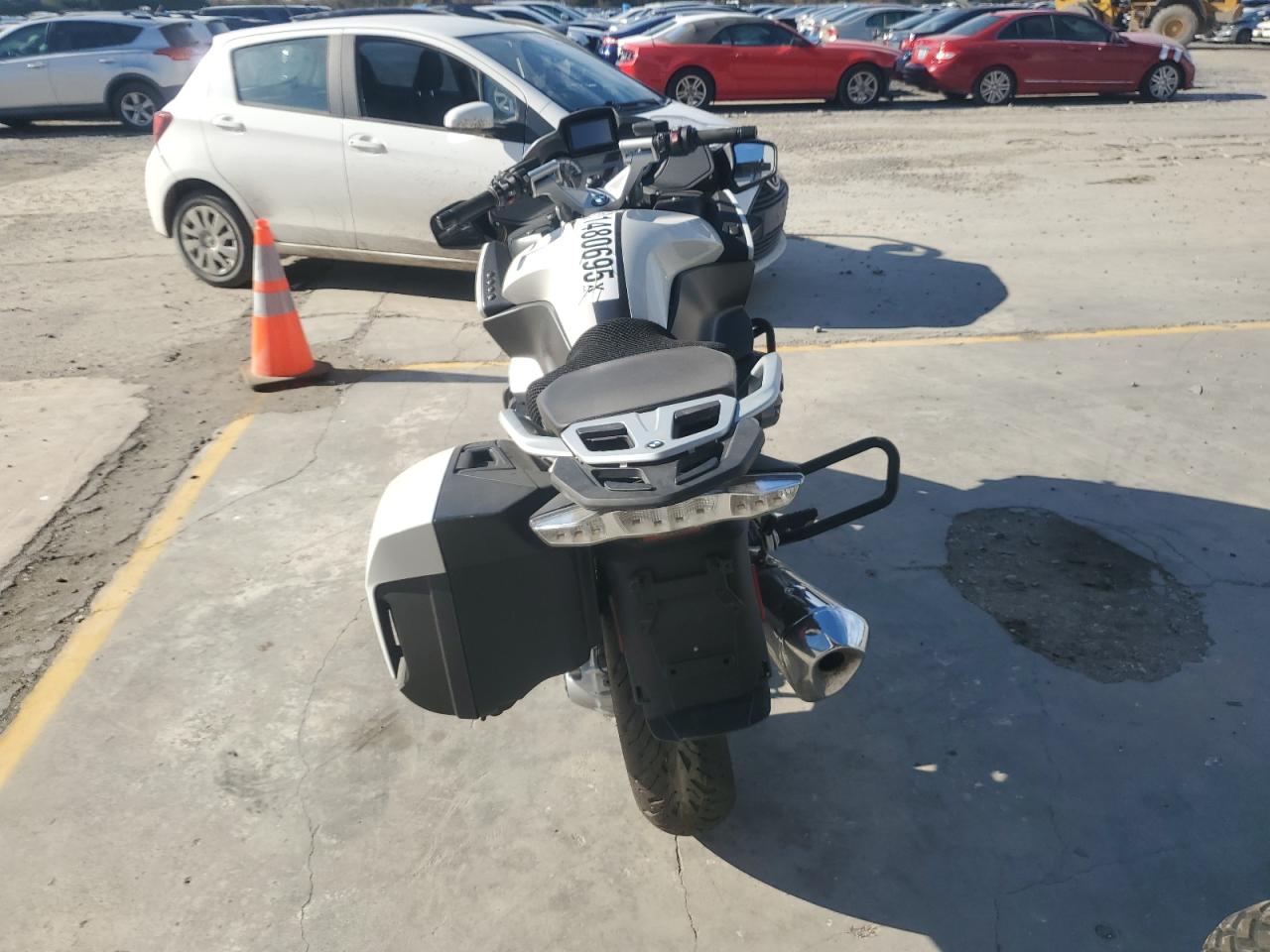 r 1250