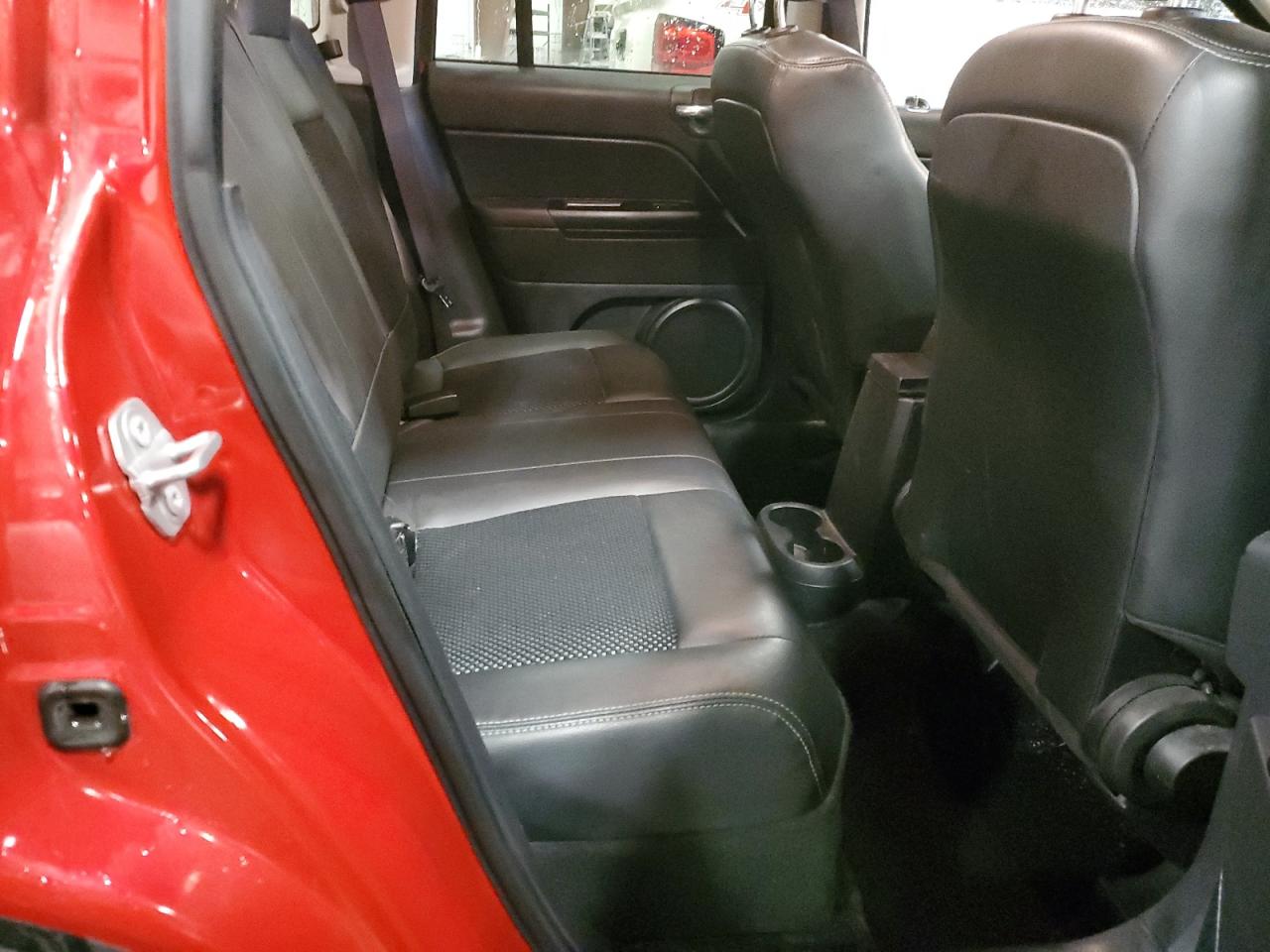 2016 Jeep Compass Sport VIN: 1C4NJCBA5GD738096 Lot: 92274645