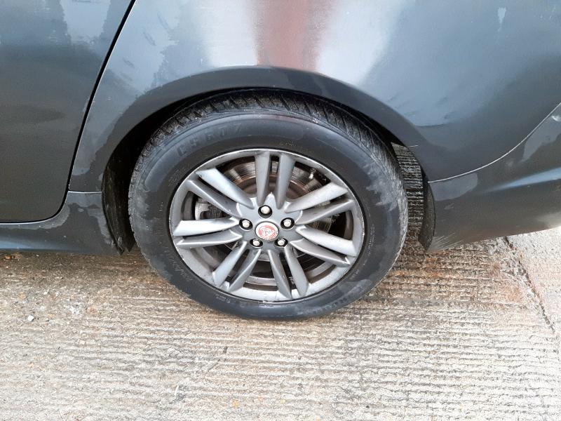 2015 JAGUAR XF 2.2D [163] R-SPORT 5DR AUTO