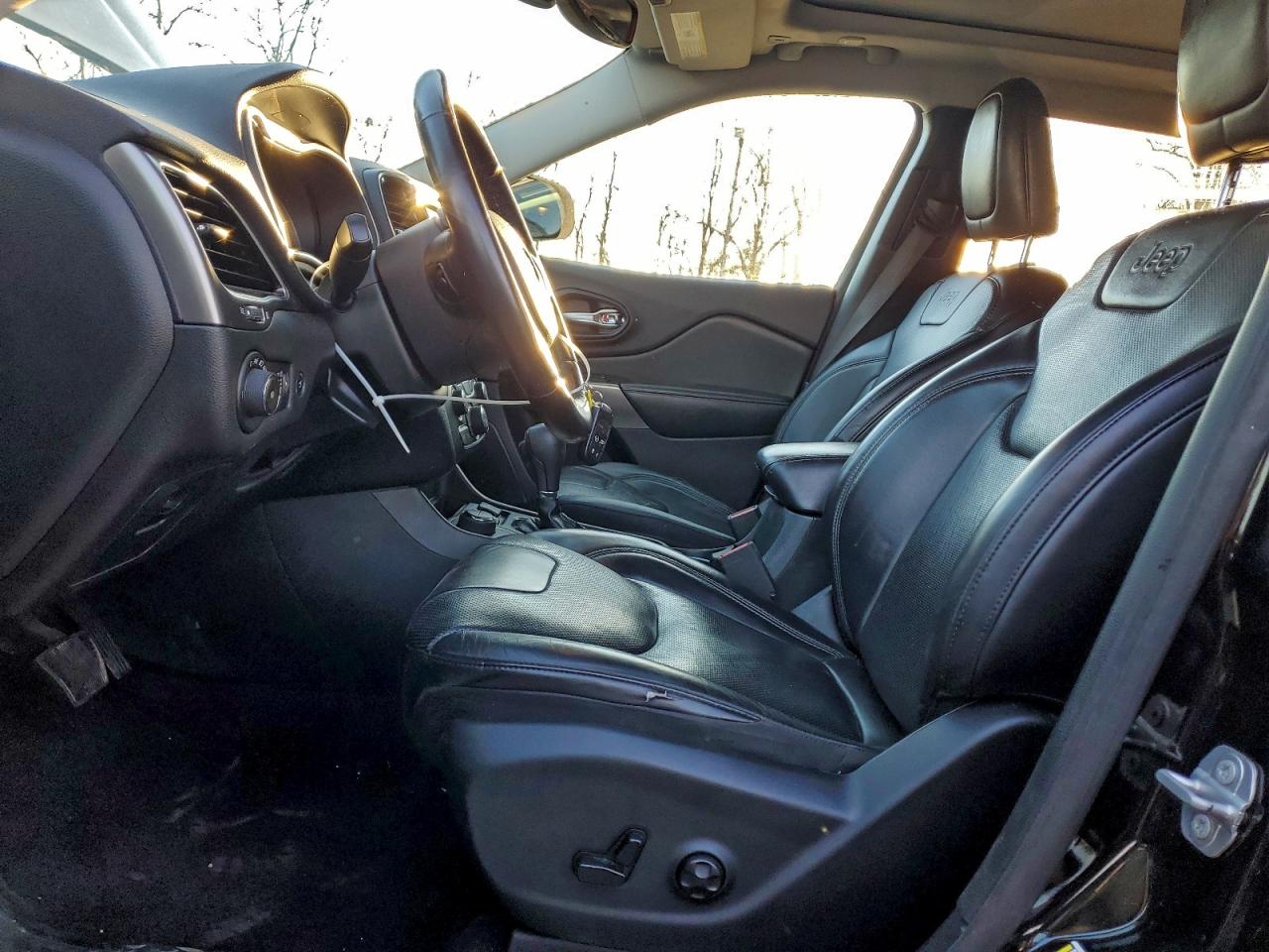 2019 Jeep Cherokee Limited VIN: 1C4PJMDN6KD192108 Lot: 93309495