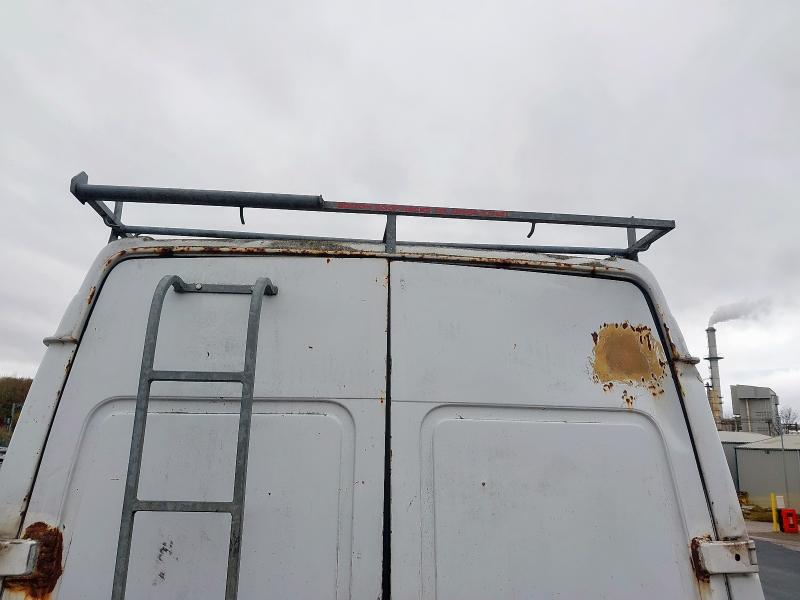 2000 MERCEDES BENZ SPRINTER 3