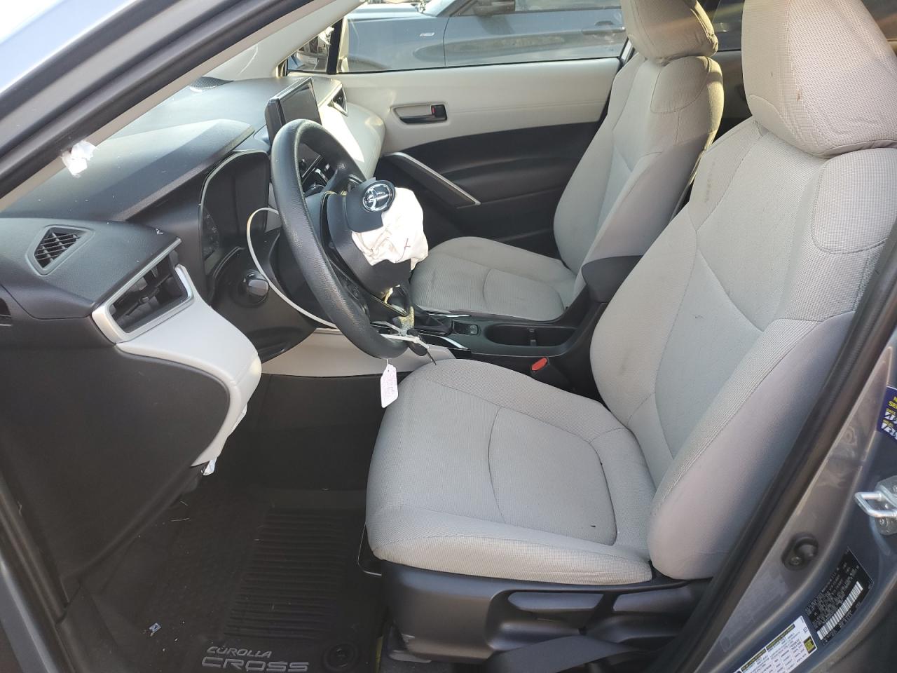 2024 Toyota Corolla Cross L VIN: 7MUAAAAG0RV073355 Lot: 93494555