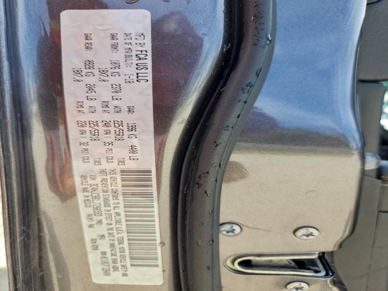 2018 Jeep Compass Latitude VIN: 3C4NJCBB1JT286593 Lot: 93118245