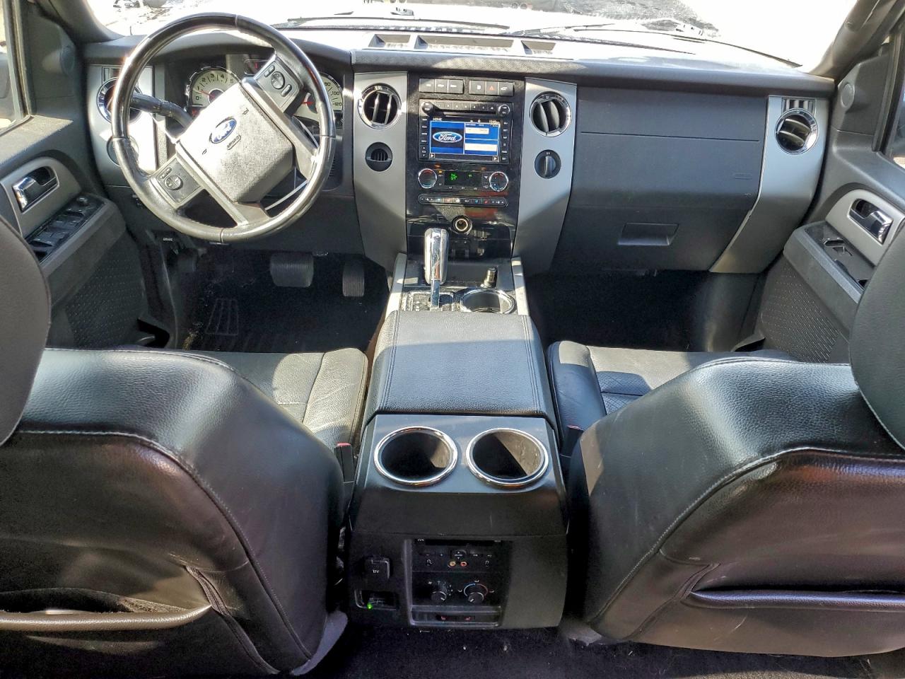 2013 Ford Expedition Limited VIN: 1FMJU1K52DEF31390 Lot: 94446825