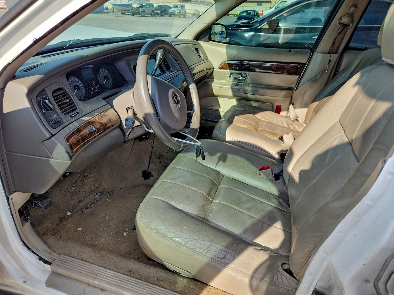 2010 Mercury Grand Marquis Ls VIN: 2MEBM7FVXAX636614 Lot: 93882105