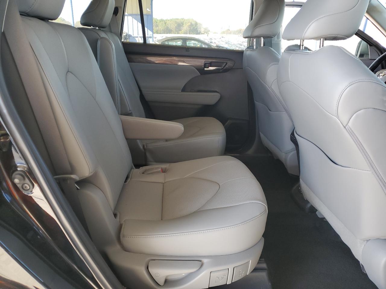 2022 Toyota Highlander Limited VIN: 5TDDZRBH3NS222230 Lot: 93078835