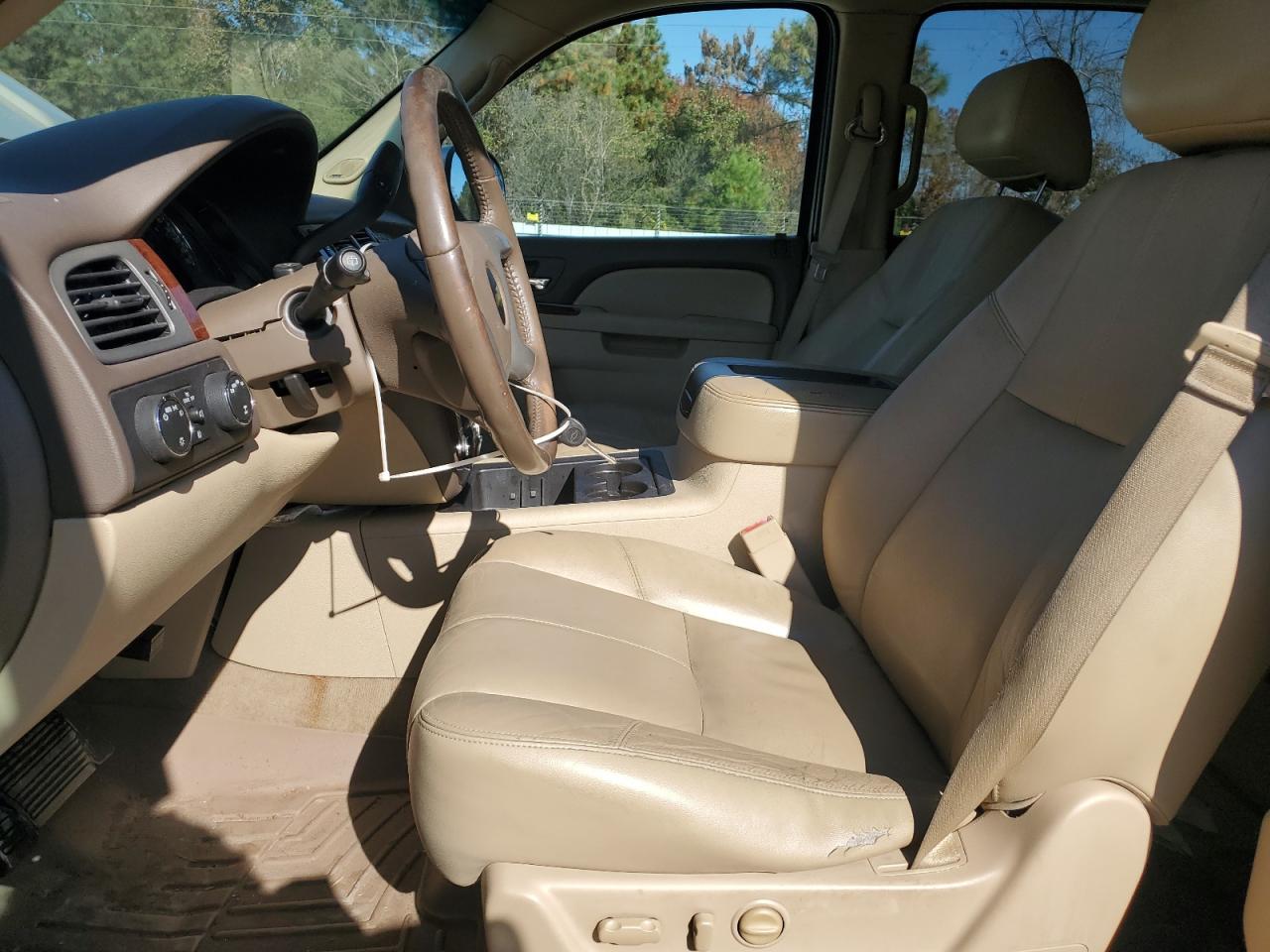 2013 Chevrolet Tahoe K1500 Lt VIN: 1GNSKBE09DR185326 Lot: 91905165