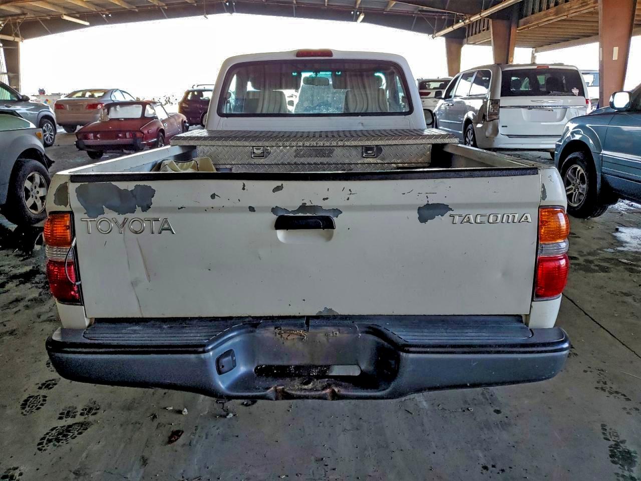 2001 Toyota Tacoma VIN: 5TENL42N31Z860358 Lot: 94124325