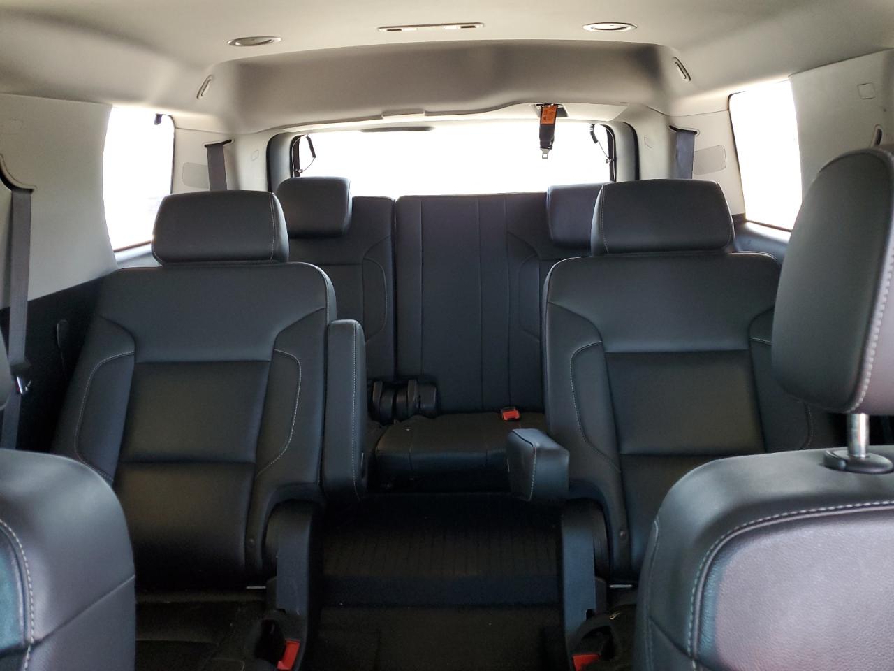 2019 Chevrolet Tahoe C1500 Lt VIN: 1GNSCBKC3KR211086 Lot: 93492125