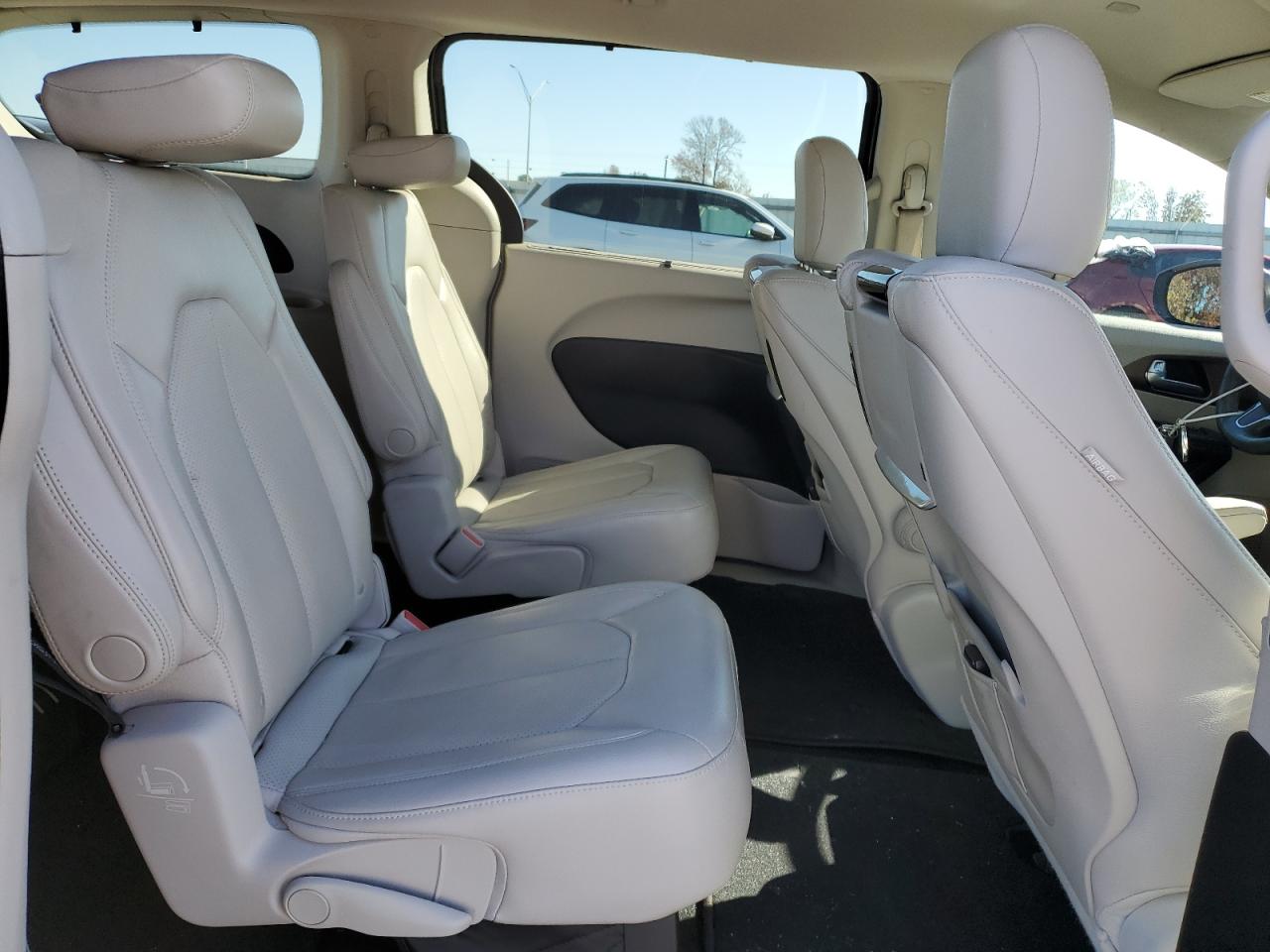 2017 Chrysler Pacifica Touring L Plus VIN: 2C4RC1EG2HR652680 Lot: 92123715