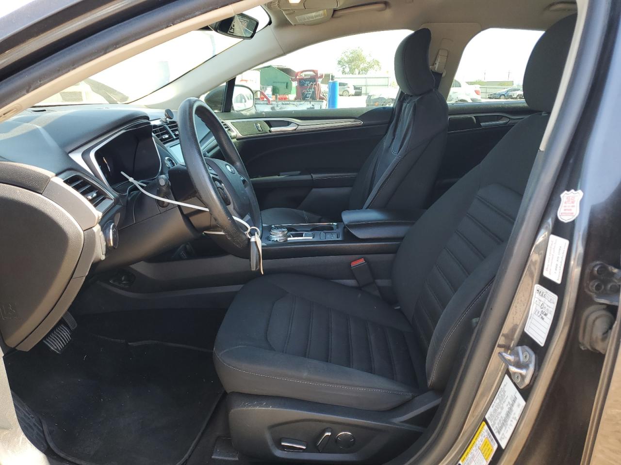 2019 Ford Fusion Se VIN: 3FA6P0LUXKR187941 Lot: 90749375