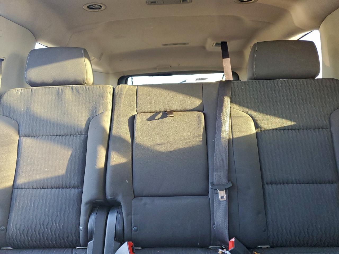 2017 Chevrolet Suburban C1500 Ls VIN: 1GNSCGECXHR228601 Lot: 93868315