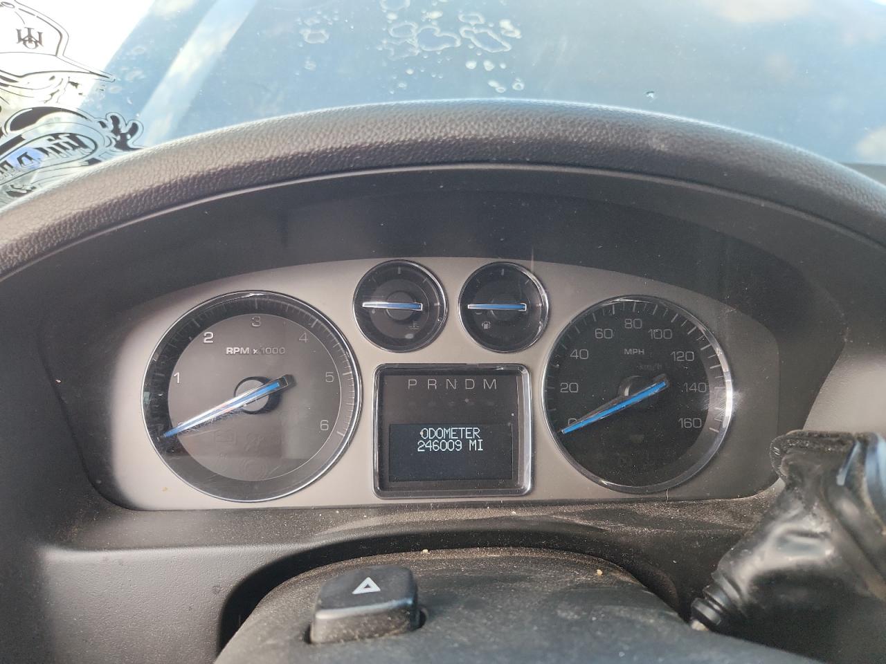 2008 Cadillac Escalade Luxury VIN: 1GYFK63868R182961 Lot: 93258325