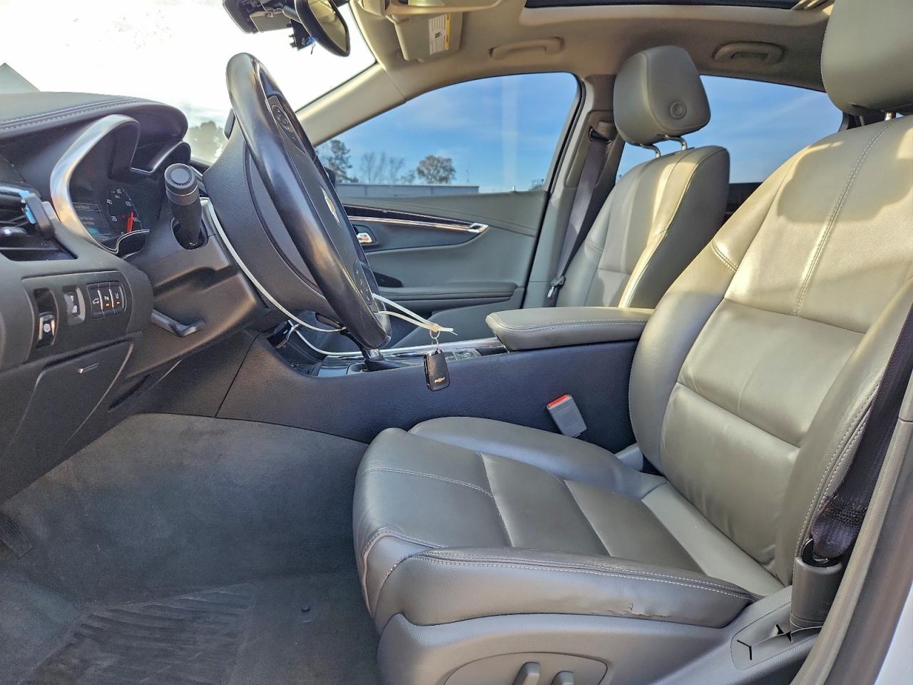 2017 Chevrolet Impala Lt VIN: 2G1105S33H9116750 Lot: 94074485