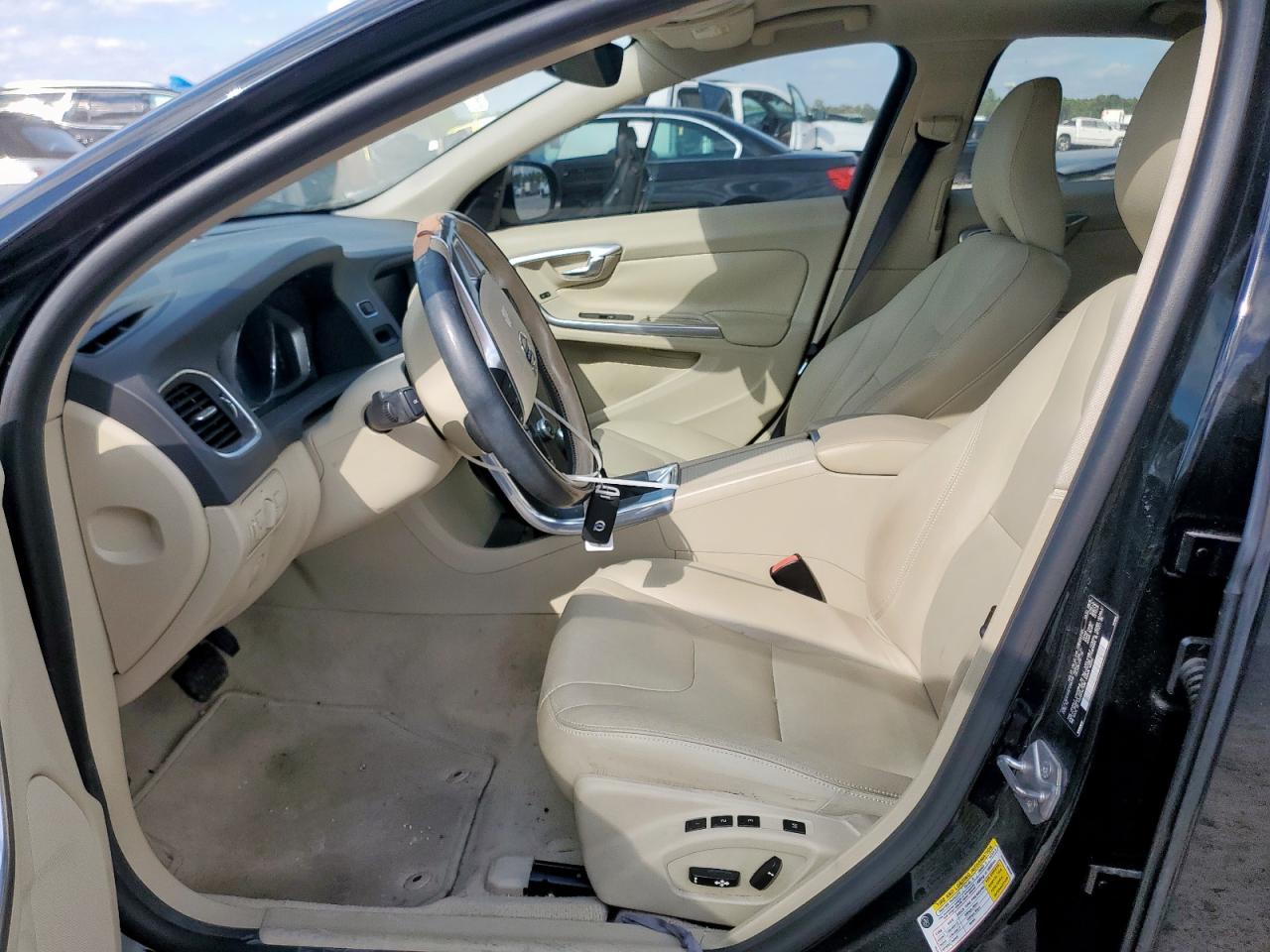 2015 Volvo S60 Premier VIN: YV1612TK5F1344758 Lot: 91450055