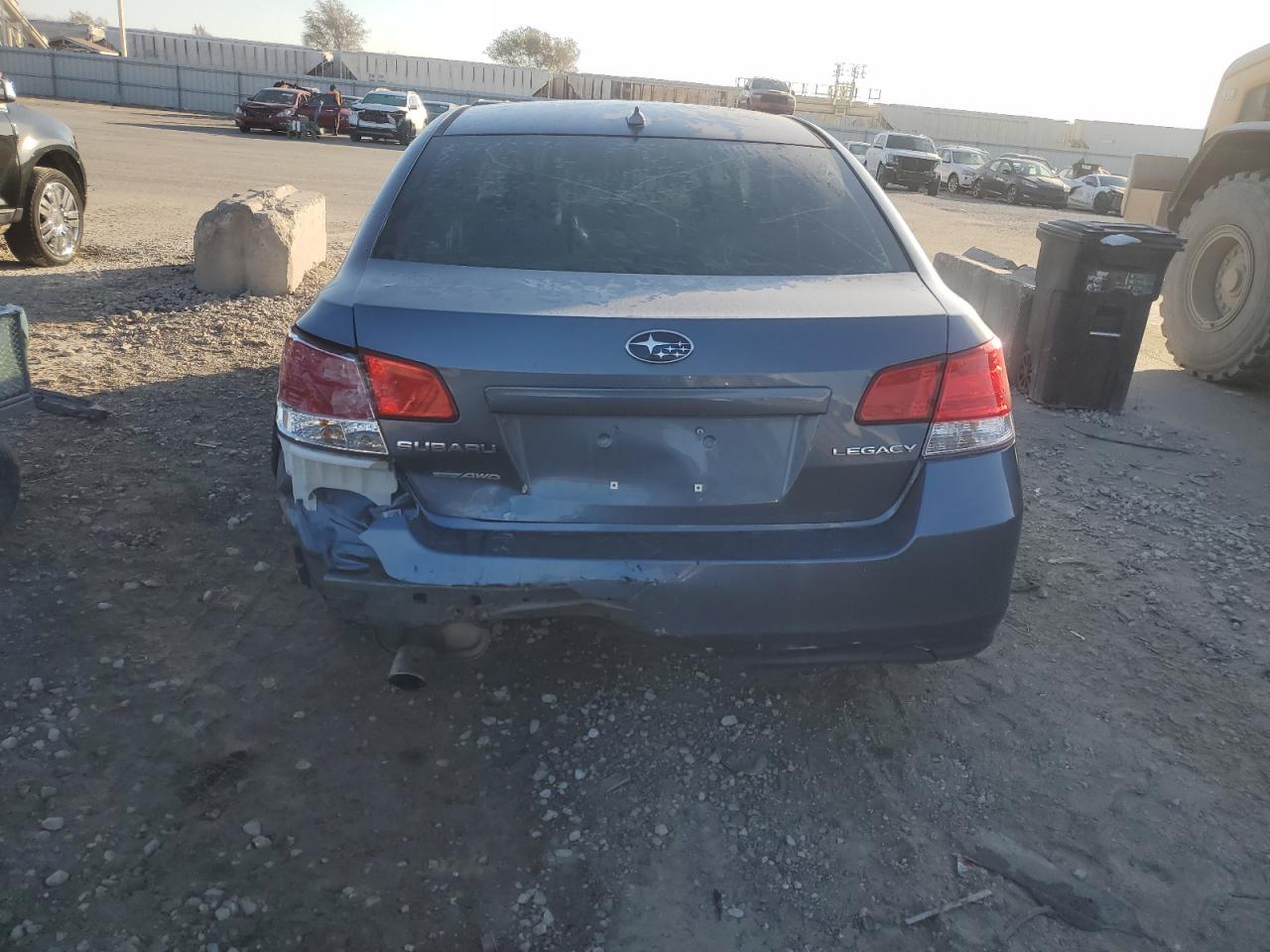 2013 Subaru Legacy 2.5I Limited VIN: 4S3BMCJ68D3021748 Lot: 90342065