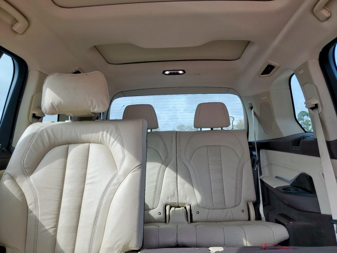 2019 BMW X7 xDrive40I VIN: 5UXCW2C5XKL087548 Lot: 92301005