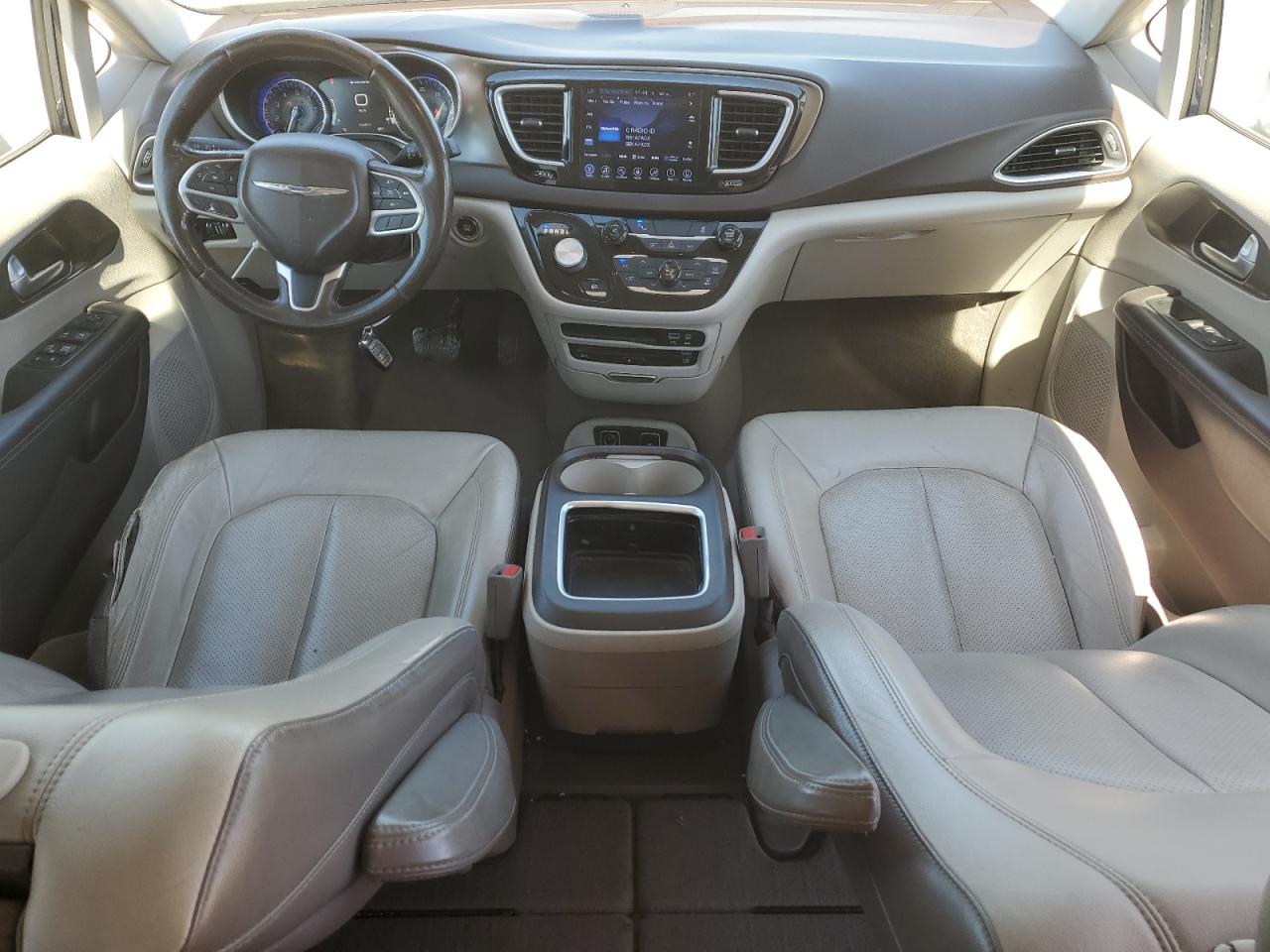 2017 Chrysler Pacifica Touring L Plus VIN: 2C4RC1EG6HR578664 Lot: 92993145