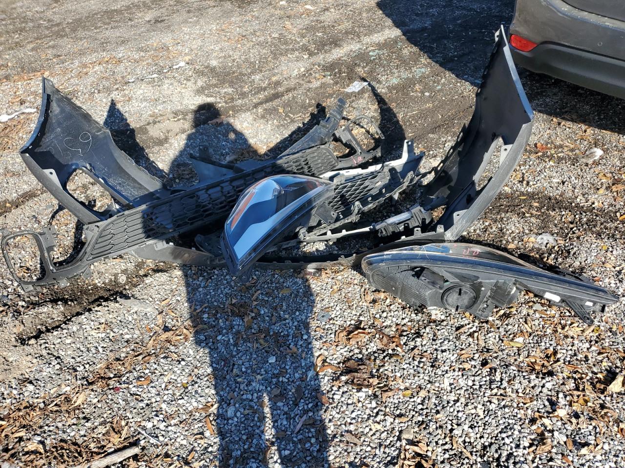 2014 Kia Rondo VIN: KNAHU8A3XE7046185 Lot: 93220655