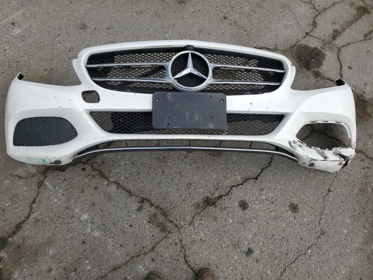 2016 Mercedes-Benz C 300 VIN: 55SWF4JB0GU105440 Lot: 90869615