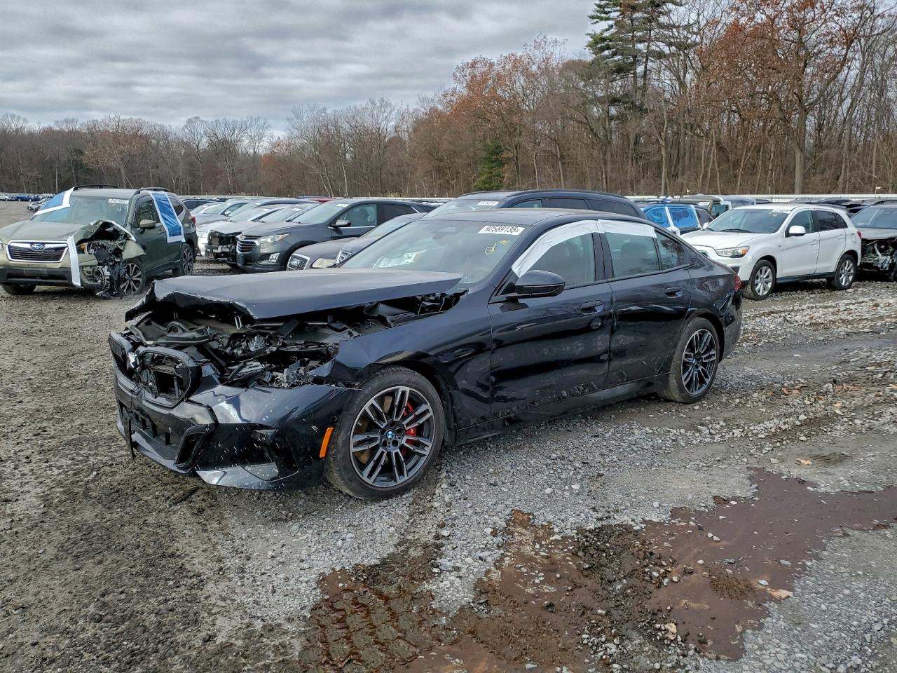 Фото: WBA63FJ01RCR16889