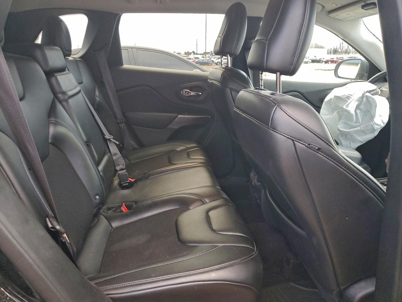 2019 Jeep Cherokee Latitude Plus VIN: 1C4PJLLB9KD146001 Lot: 94180155