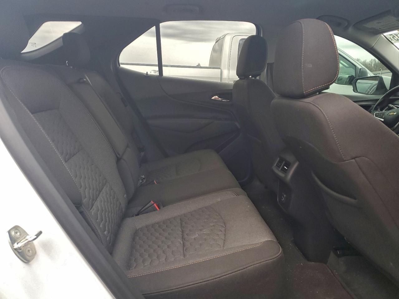 2020 Chevrolet Equinox Lt VIN: 3GNAXKEV4LS601013 Lot: 94158415