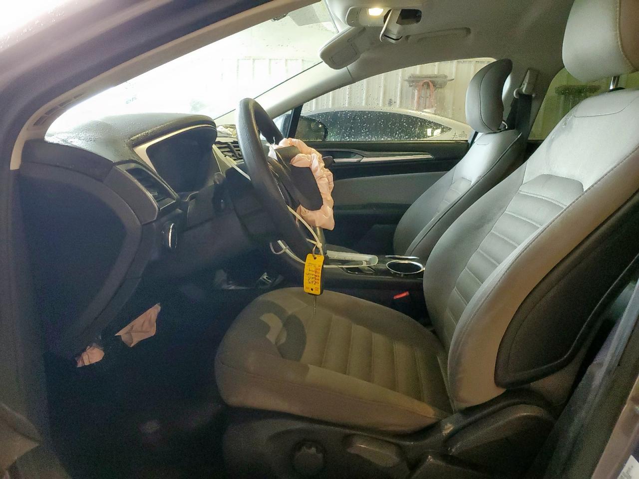 2013 Ford Fusion S VIN: 3FA6P0G79DR323645 Lot: 93683575