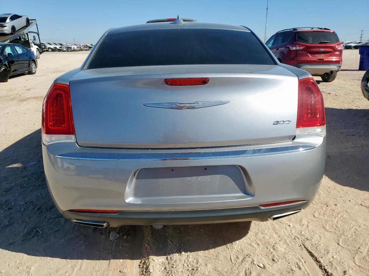 2015 Chrysler 300 Limited VIN: 2C3CCAAG3FH930246 Lot: 92796055