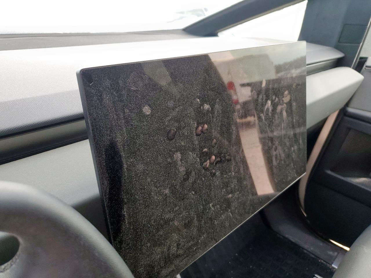 2024 Tesla Cybertruck VIN: 7G2CEHED1RA029895 Lot: 92804315