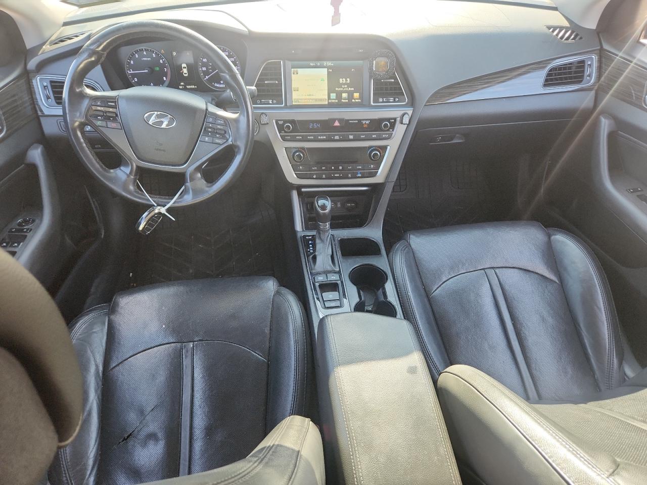 2015 Hyundai Sonata Sport VIN: 5NPE34AF8FH074821 Lot: 92890045