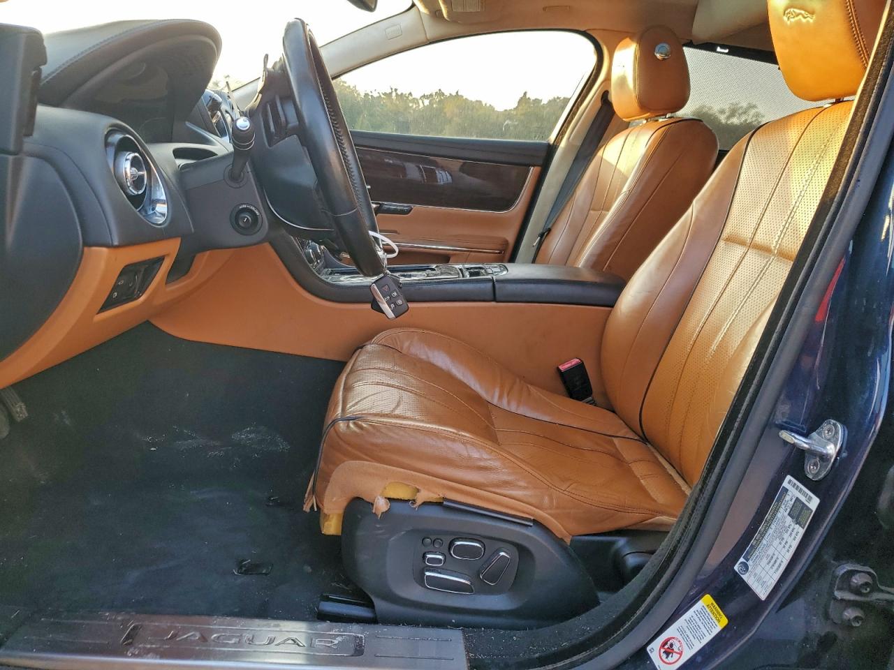 2014 Jaguar Xjl Portfolio VIN: SAJWA2GZ0E8V71909 Lot: 94231355