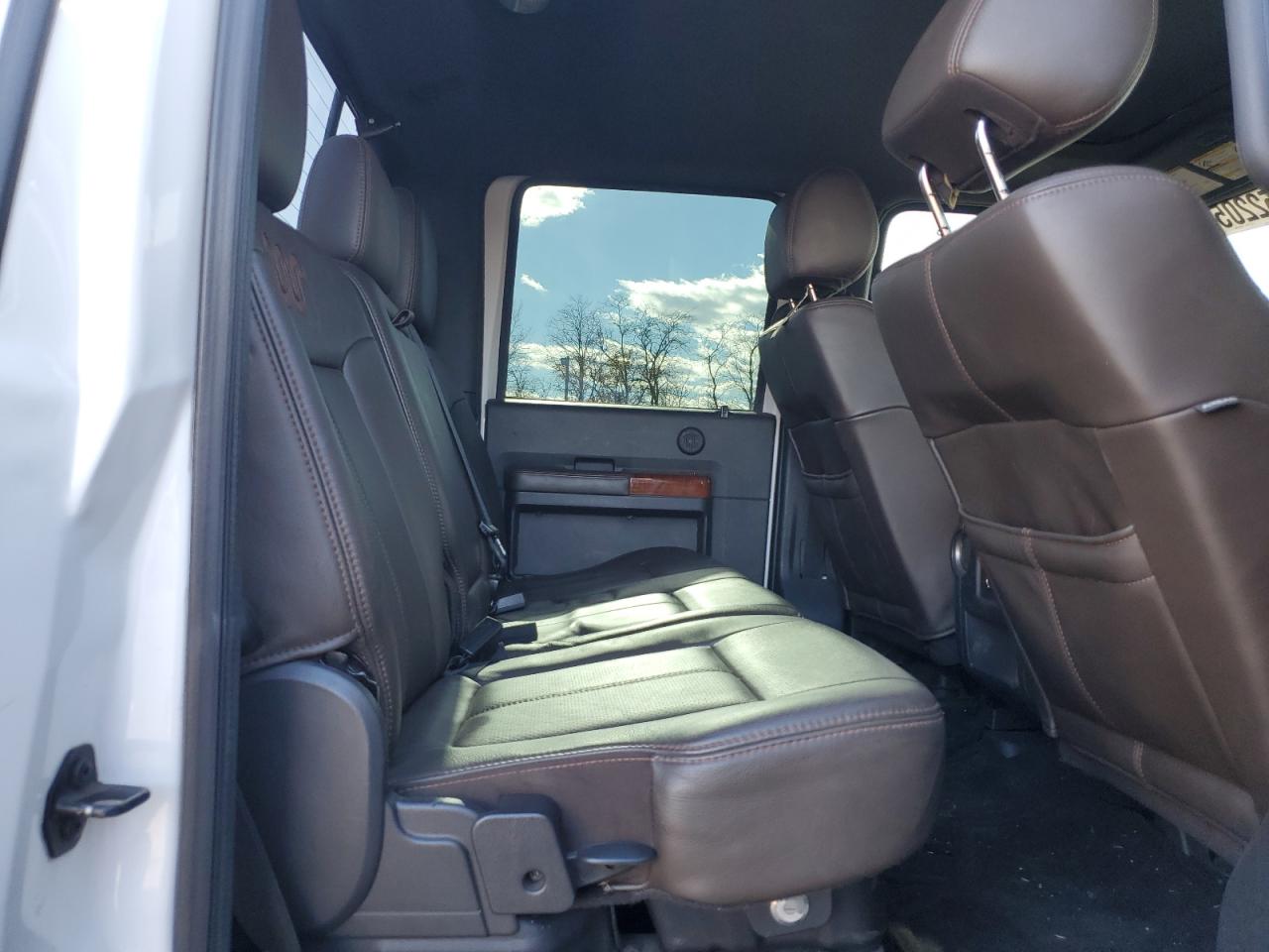 2015 Ford F250 Super Duty VIN: 1FT7W2BT4FEB92549 Lot: 90522055