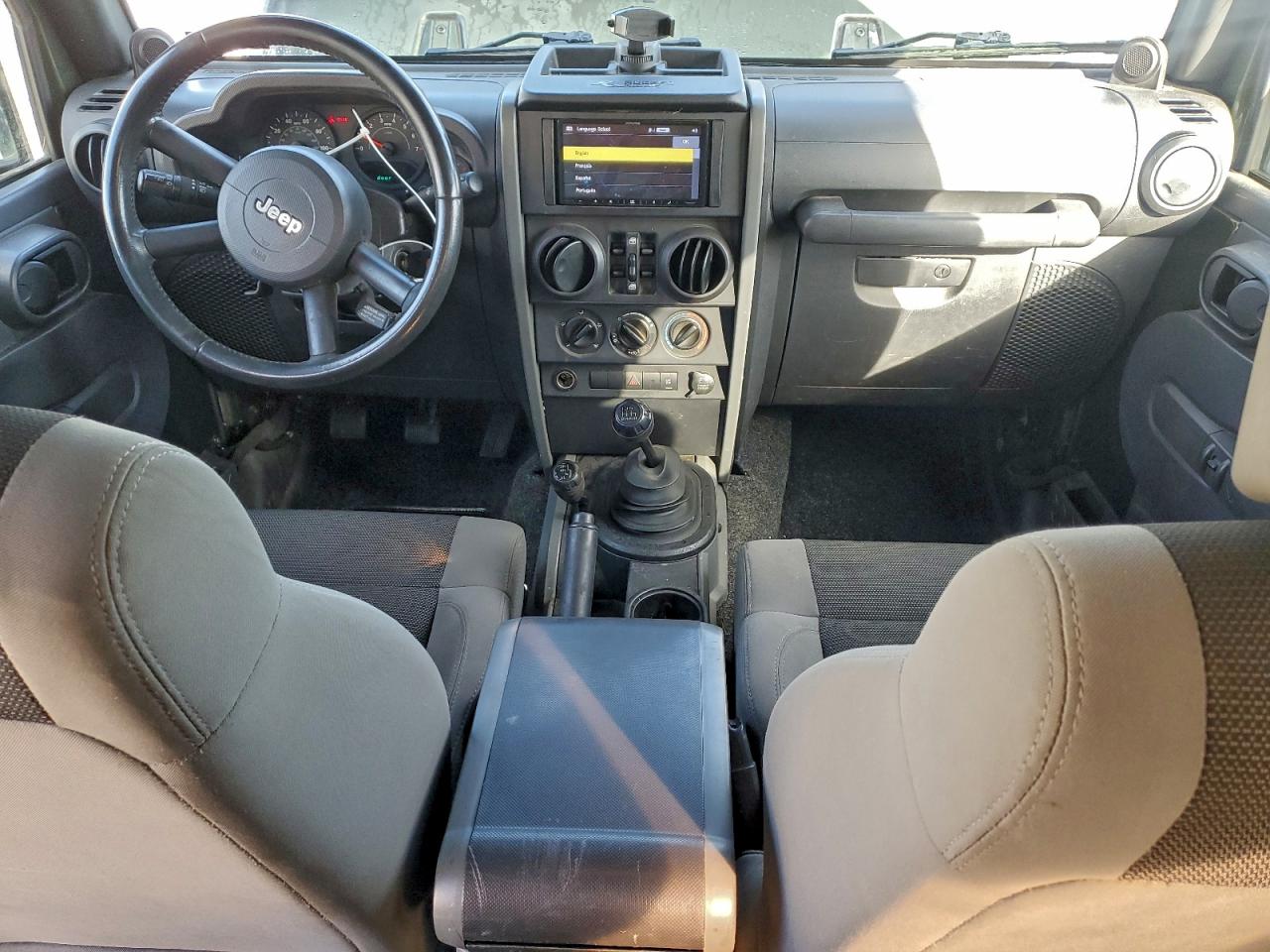 2007 Jeep Wrangler X VIN: 1J4GA39197L130516 Lot: 94033425