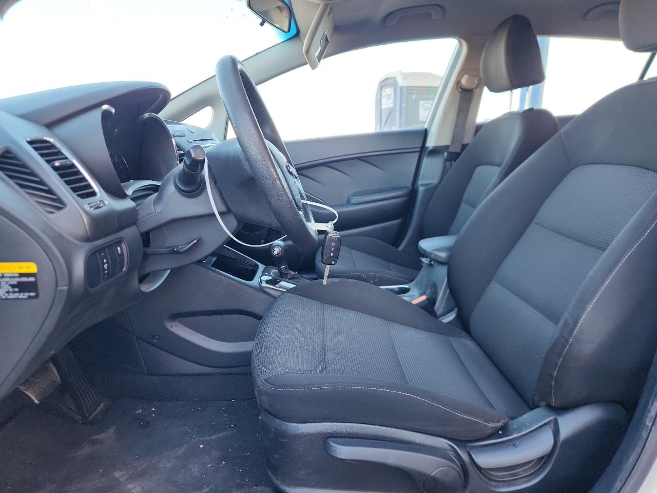 2017 Kia Forte Lx VIN: KNAFK5A85H5676042 Lot: 93134265