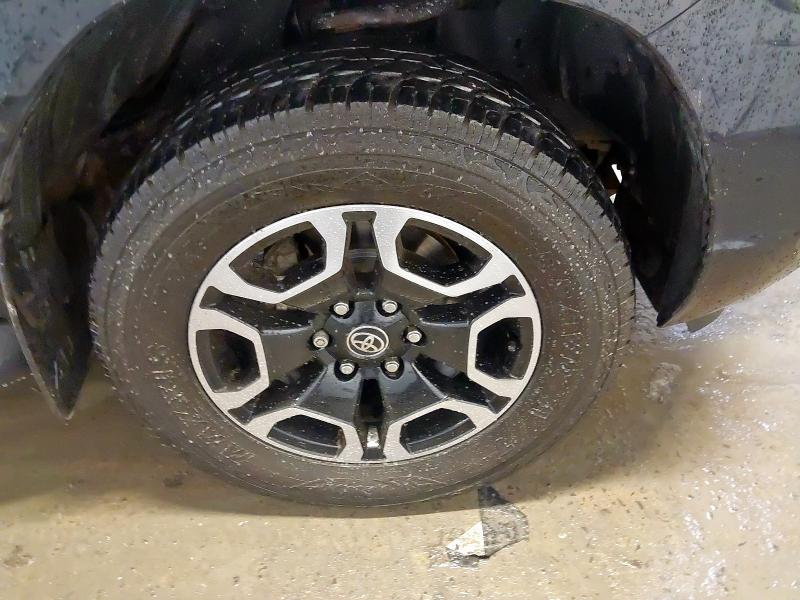 2021 TOYOTA HILUX INVINCIBLE D/CAB PICK UP 2.8 D-4D AUTO